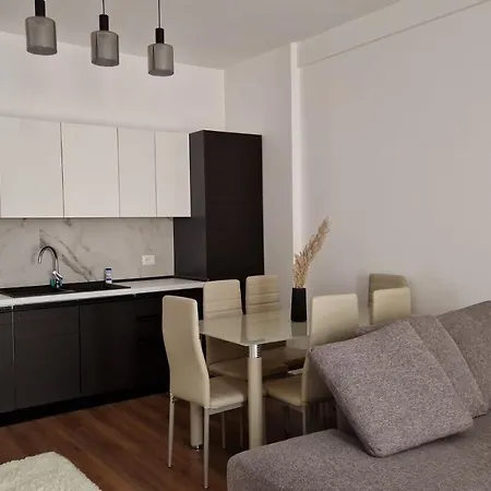 Apartman Deluxe 9 *